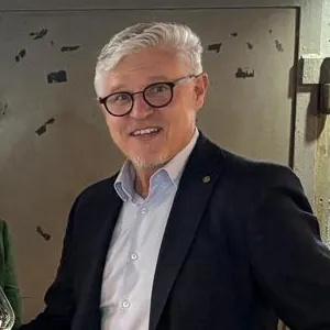 Porträt Günter Brandl